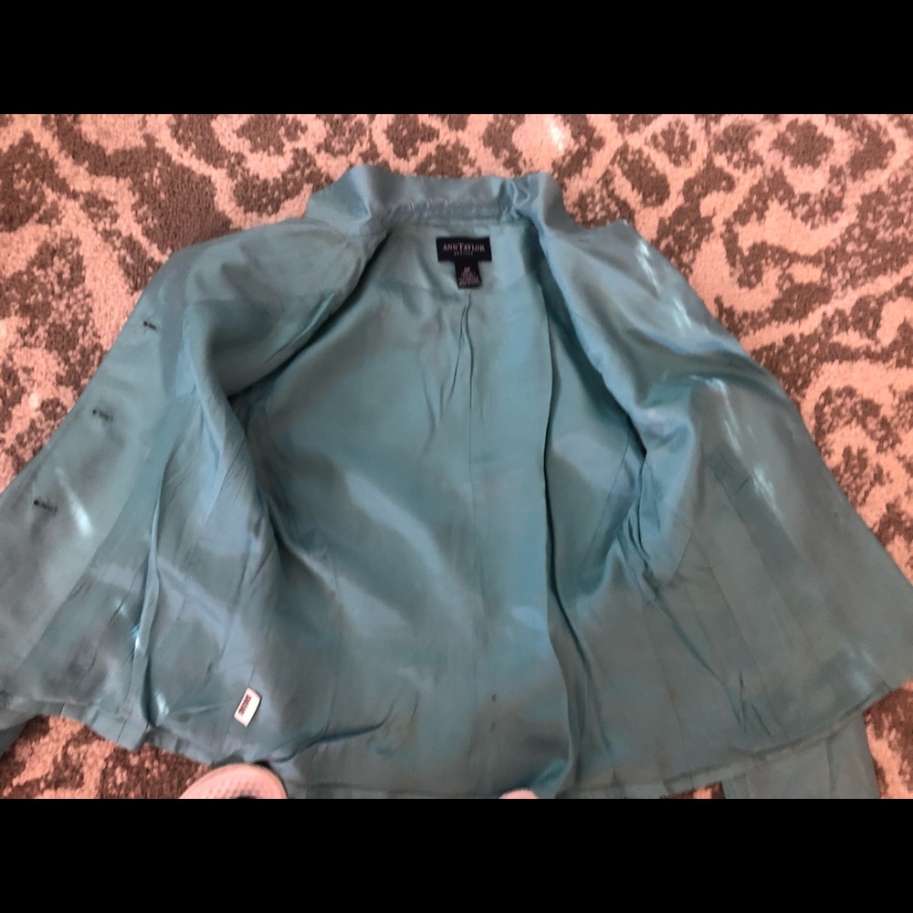 Baby blue Ann Taylor blazer - Picture 2 of 5